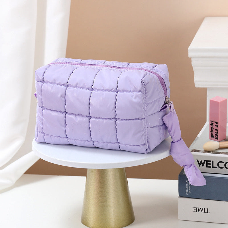 Trousse beauté mauve